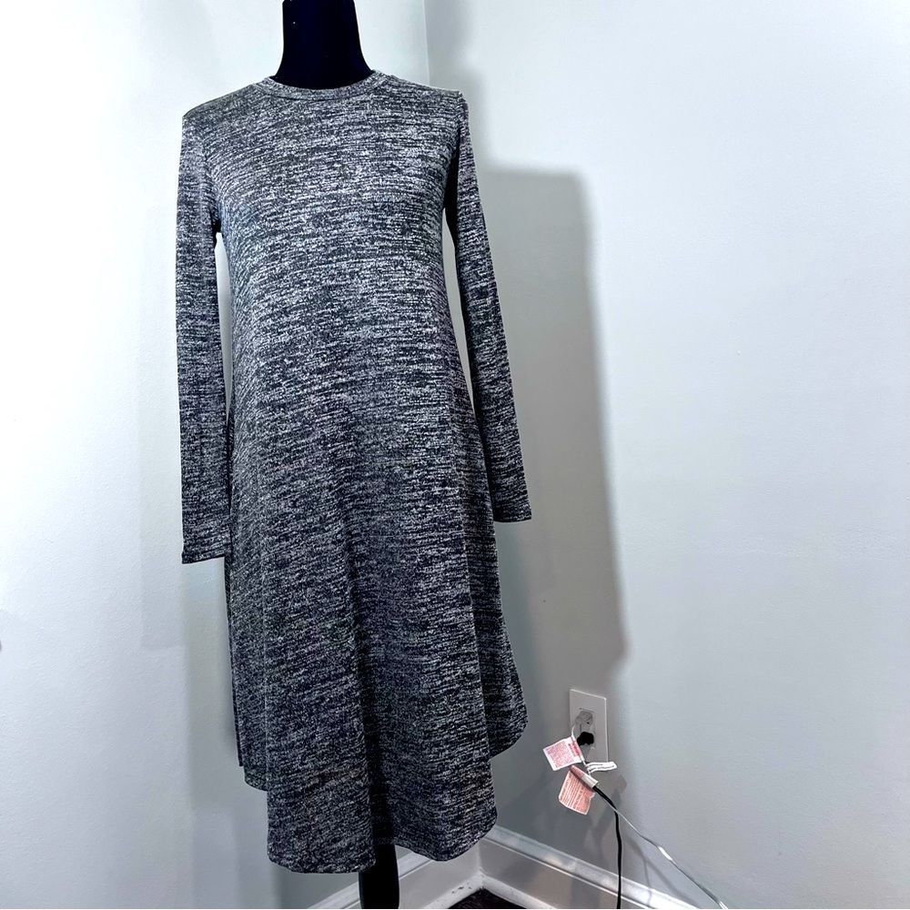 REBORN J LONG SLEEVE FLOWY DRESS